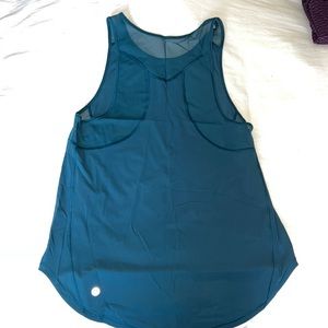 Lululemon sculpt tank size 4
